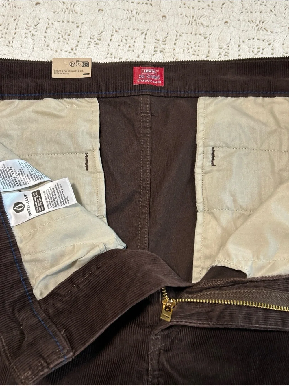 Levi’s Men's XX Chino Taper Brown Corduroy Pants - 34x32 - NWT